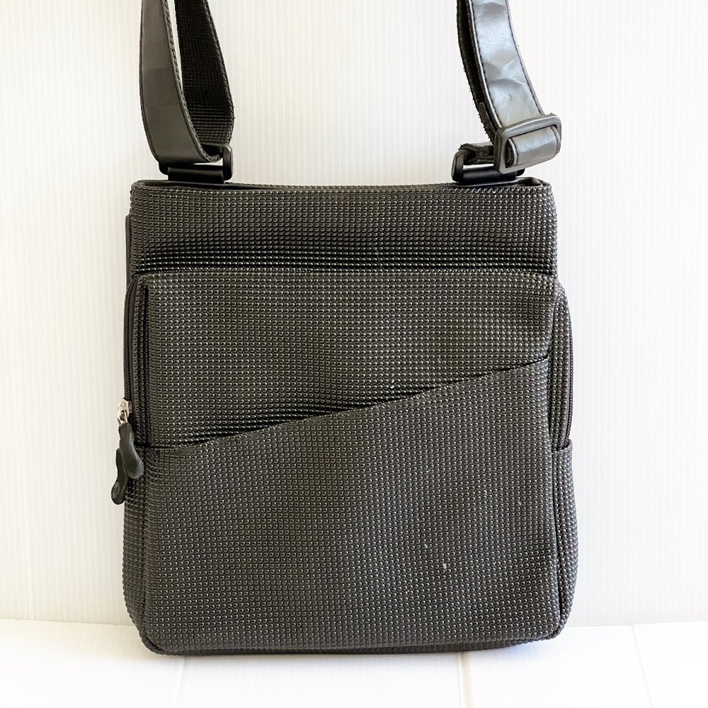 Urban Oxide Crossbody Bag